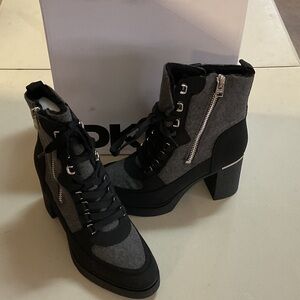 DKNY Women's Black and Gray Heeled Boots